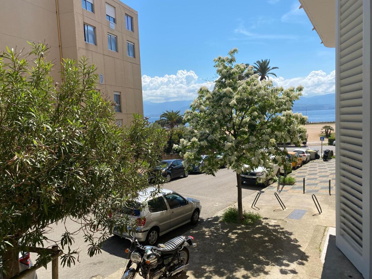 2 pièces / neuf - Ajaccio centre - Place Miot / Albert 1er Esterno foto