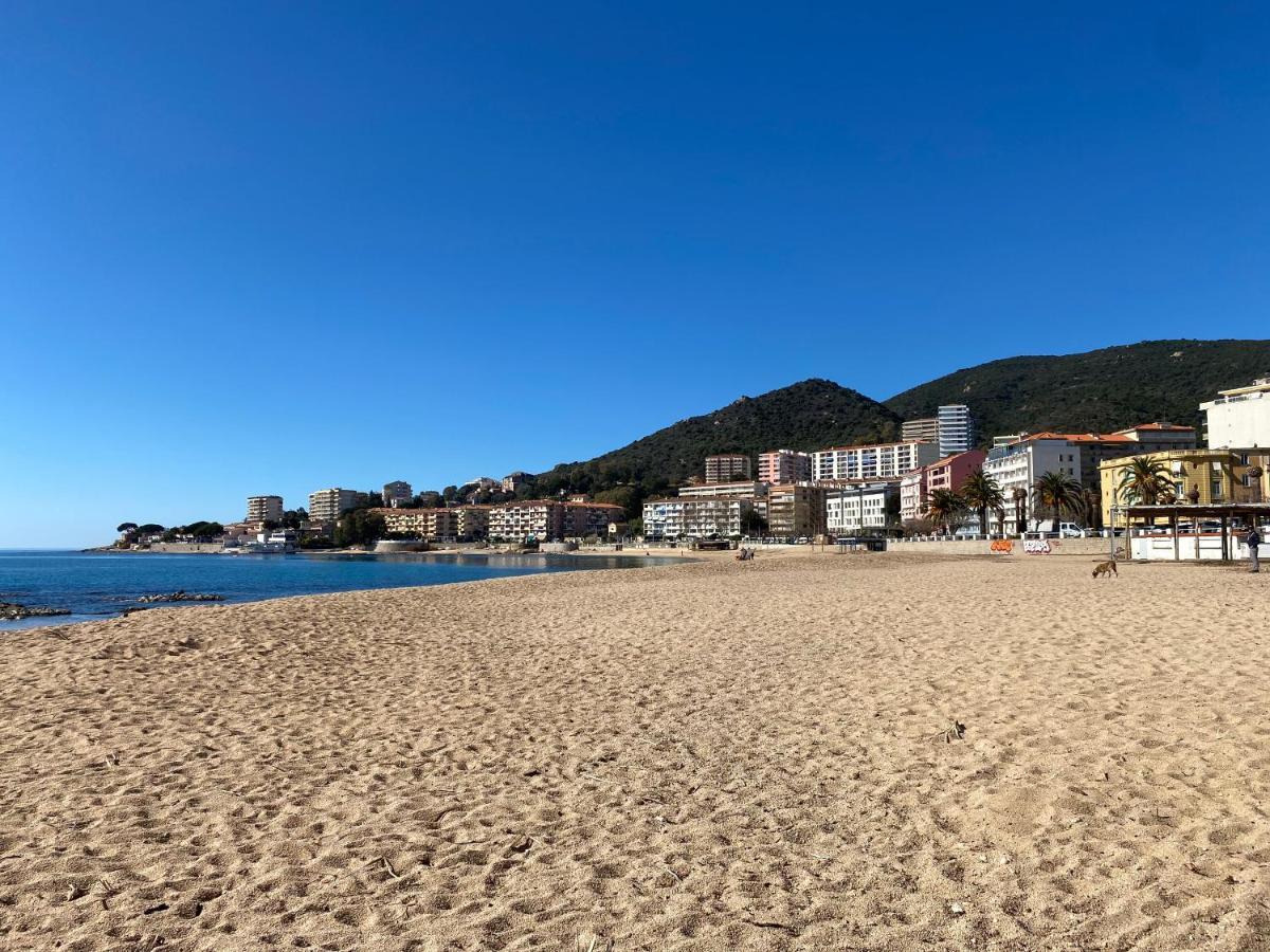 2 pièces / neuf - Ajaccio centre - Place Miot / Albert 1er Esterno foto