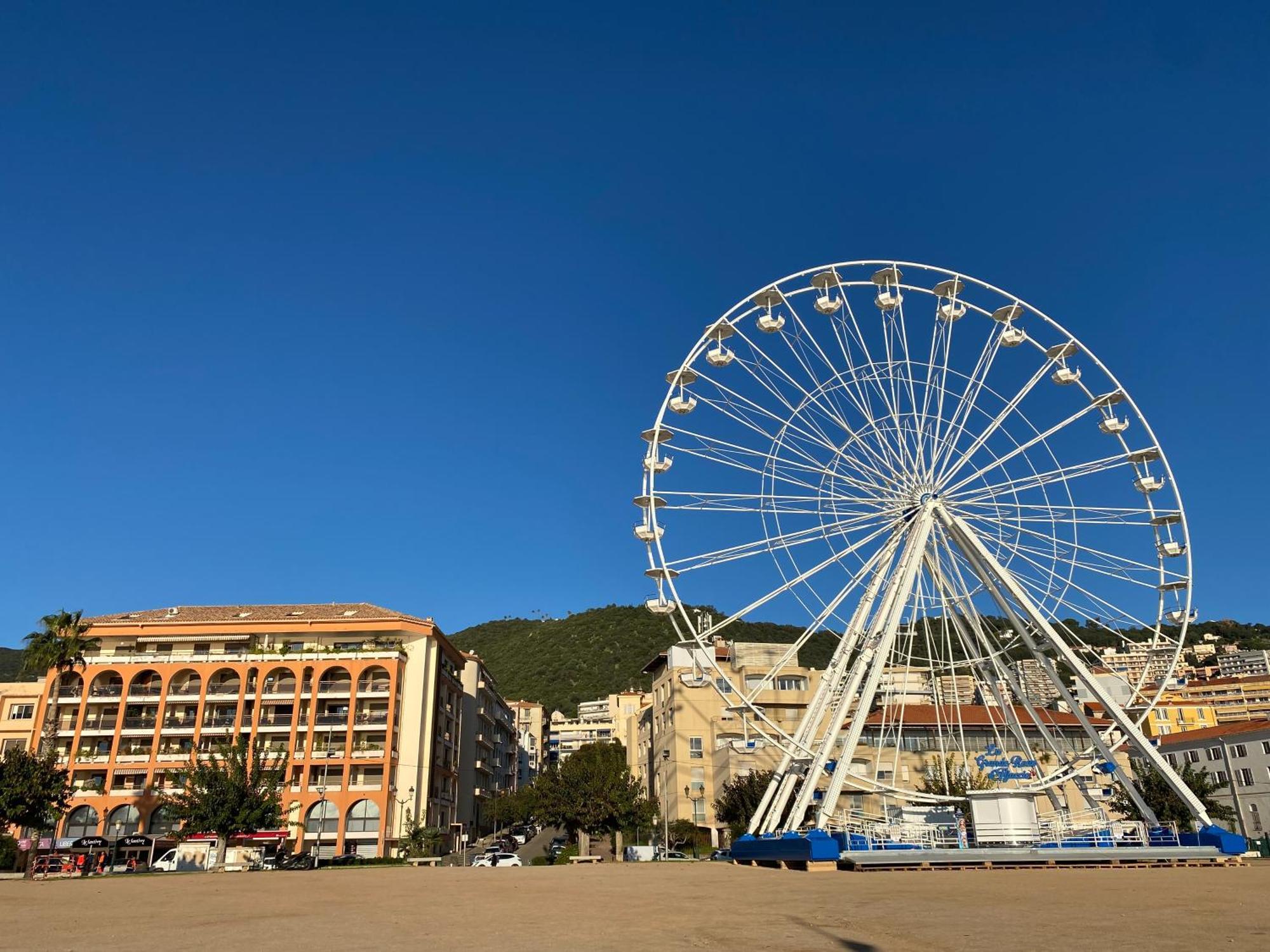 2 pièces / neuf - Ajaccio centre - Place Miot / Albert 1er Esterno foto